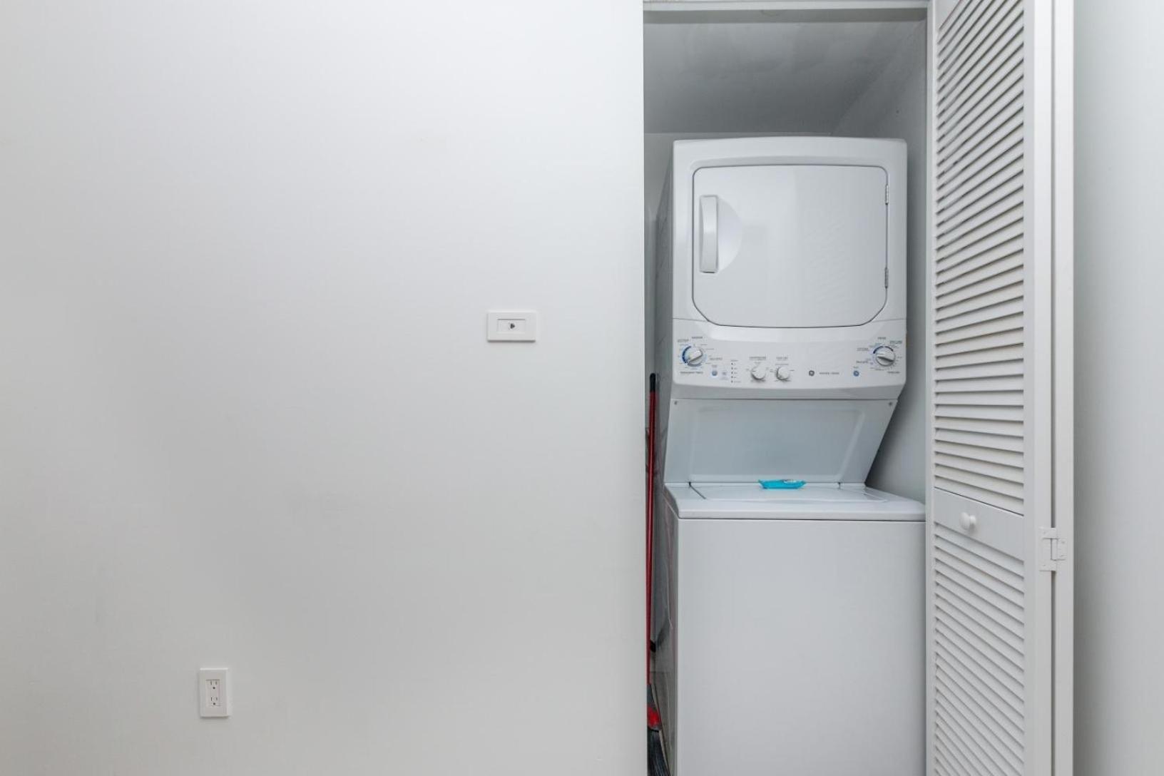 Modern One Bedroom Rental At Beach Walk Resort Miami 18Th Floor Plaja Hallandale Exterior foto