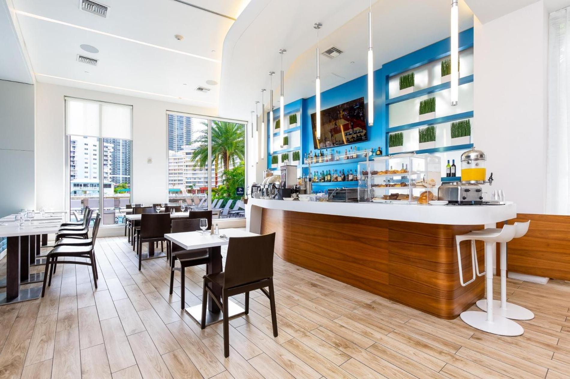 Modern One Bedroom Rental At Beach Walk Resort Miami 18Th Floor Plaja Hallandale Exterior foto